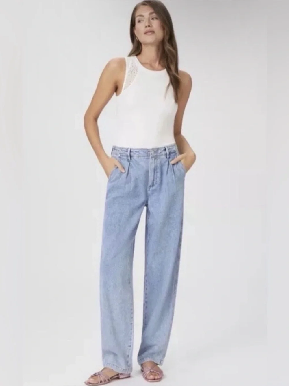 NWT PAIGE Bella Pleat Trouser Pants Size 28